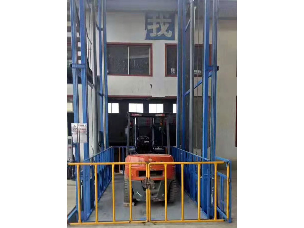 導(dǎo)軌式升降貨梯