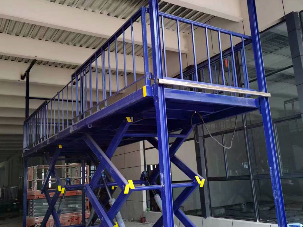 液壓升降平臺(tái)